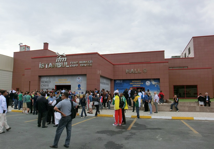 分析实测“跑得快外卦神器下载安装”开挂(透视)辅助教程